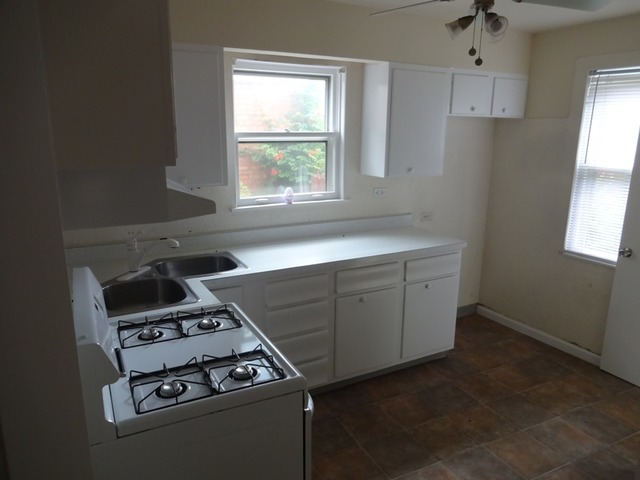 3237 N Plainfield Ave, Chicago, IL 60634 photo 15