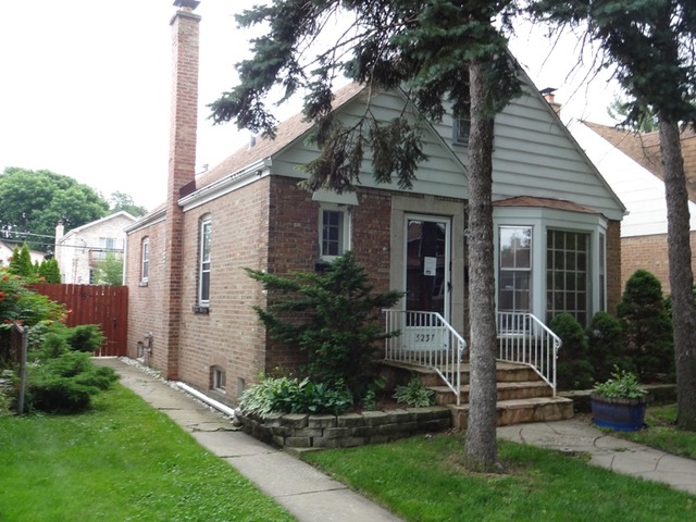 3237 N Plainfield Ave, Chicago, IL 60634 photo 1