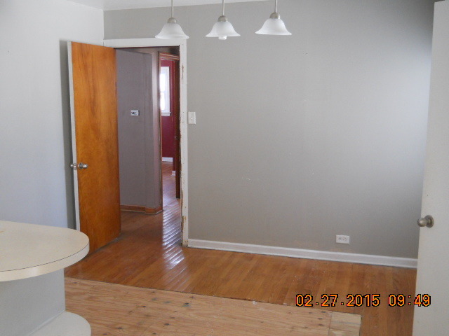 15013 Springfield Ave, Midlothian, IL 60445 photo 3