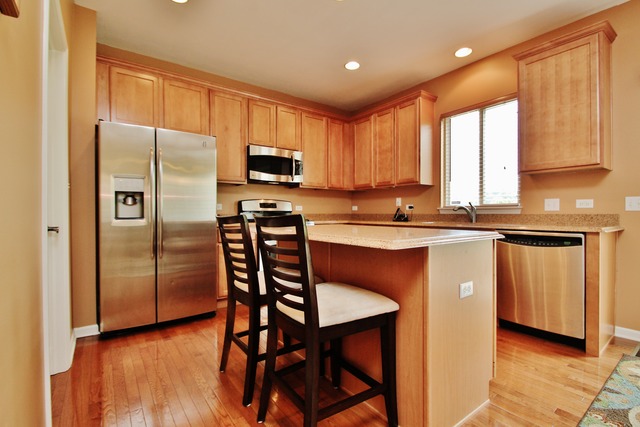 1390 Mcclellan Ct, Lake Villa, IL 60046 photo 5