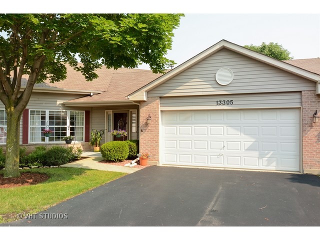 13305 Red Cedar Ln, Plainfield, IL 60544 photo 1