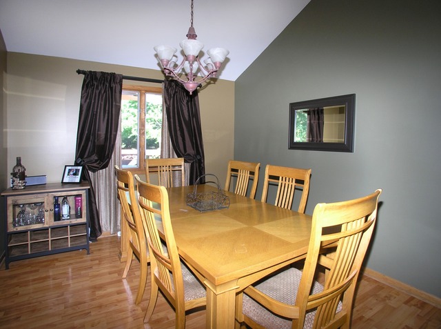 13031 S Hadfield Dr, Plainfield, IL 60585 photo 4