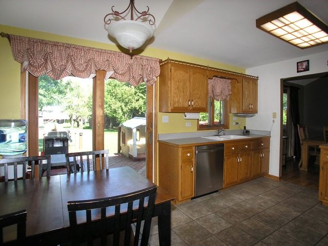 13031 S Hadfield Dr, Plainfield, IL 60585 photo 6