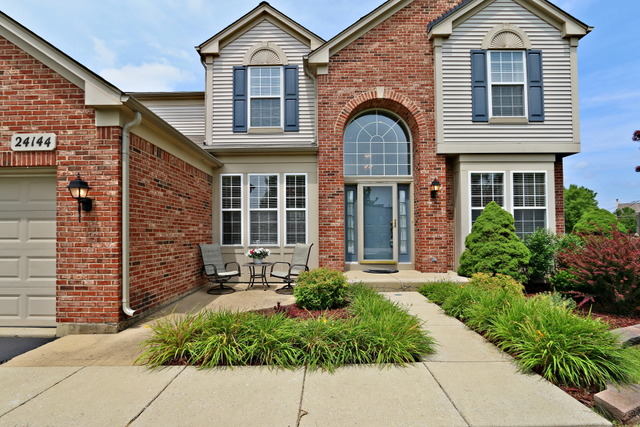 24144 Nottingham Ave, Plainfield, IL 60585 photo 2