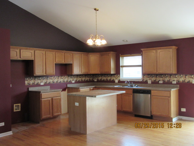 3015 Miller Dr, Mchenry, IL 60050 photo 2
