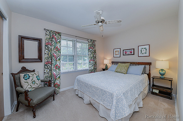 1010 Eddy Ct, Wheaton, IL 60187 photo 14