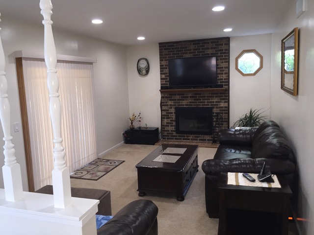 871 Deerpath Ct, Hoffman Estates, IL 60169 photo 3