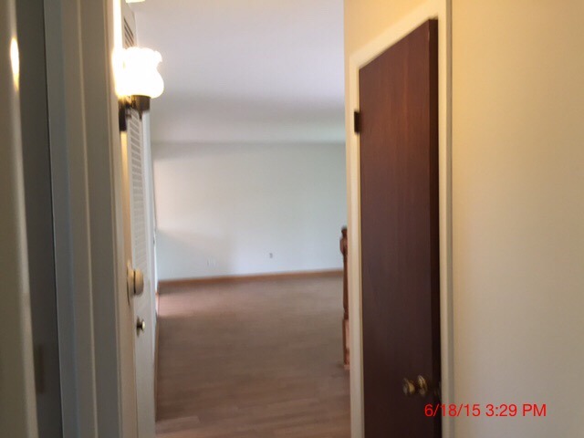 1088 Valley Stream Dr, Wheeling, IL 60090 photo 15