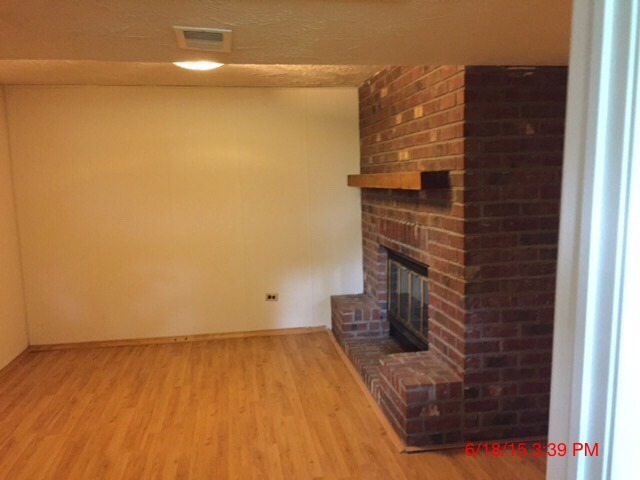 1088 Valley Stream Dr, Wheeling, IL 60090 photo 13