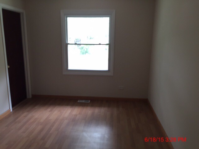 1088 Valley Stream Dr, Wheeling, IL 60090 photo 10