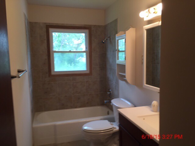1088 Valley Stream Dr, Wheeling, IL 60090 photo 8