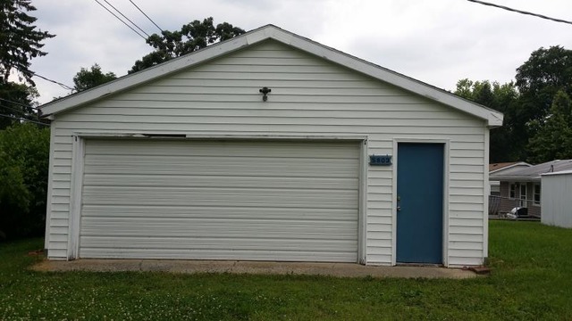 5803 Bunny Ave, Mchenry, IL 60051 photo 4