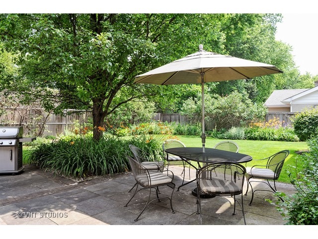 3132 Walden Ln, Wilmette, IL 60091 photo 17