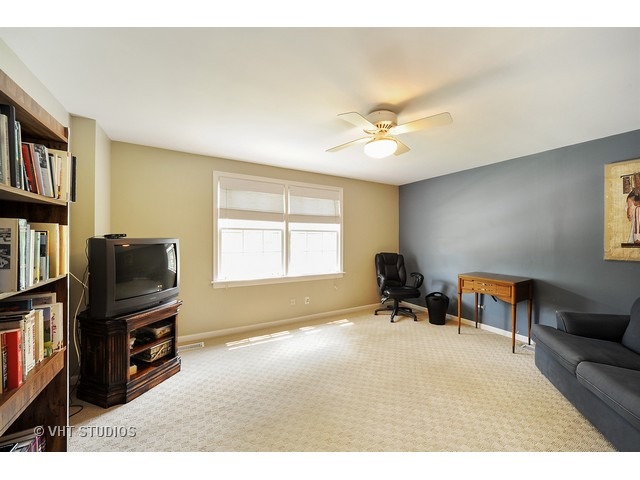 3132 Walden Ln, Wilmette, IL 60091 photo 13