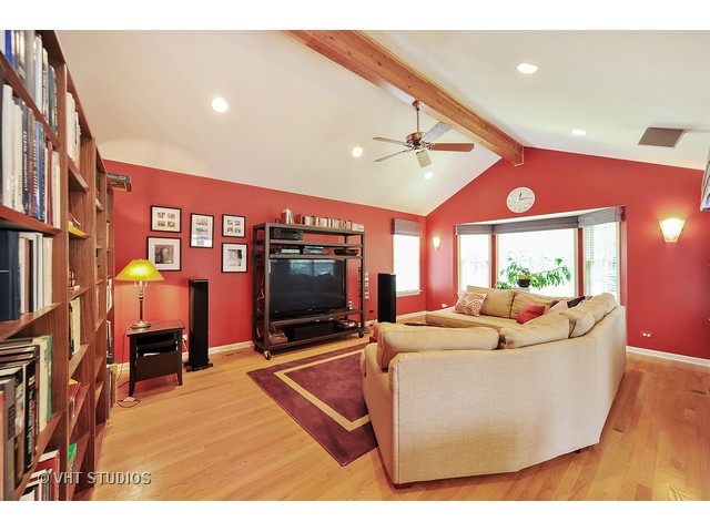 3132 Walden Ln, Wilmette, IL 60091 photo 6