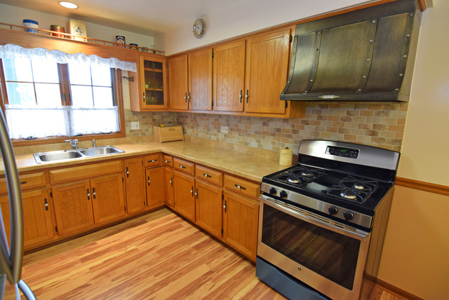 2053 Monday Dr, Elgin, IL 60123 photo 9