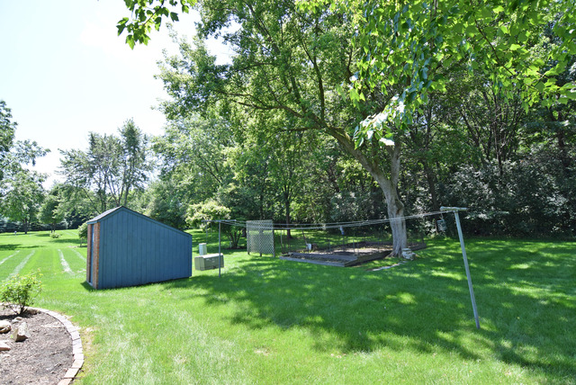 2053 Monday Dr, Elgin, IL 60123 photo 20
