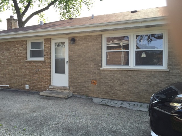 5805 Lincoln Ave, Morton Grove, IL 60053 photo 2