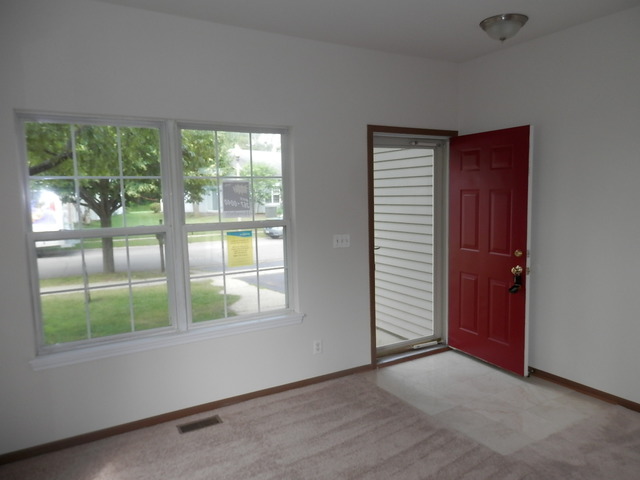 13953 S Oregon Dr, Plainfield, IL 60544 photo 2