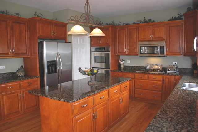 22833 Weinhold Dr, Plainfield, IL 60585 photo 4