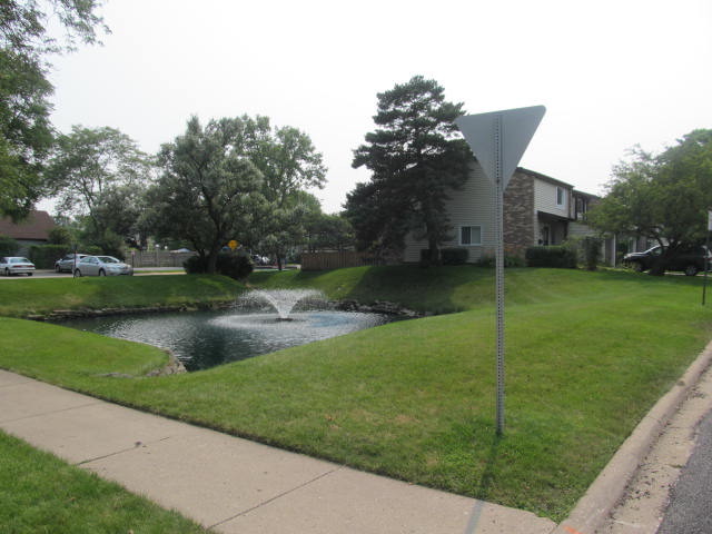 720 Lakeside Cir Dr, Wheeling, IL 60090 photo 14