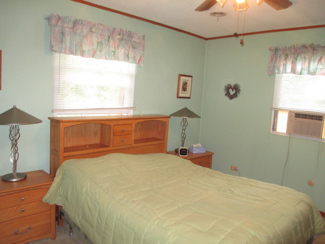 17548 Walter St, Lansing, IL 60438 photo 5