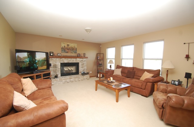 1708 Parkside Dr, Plainfield, IL 60586 photo 6