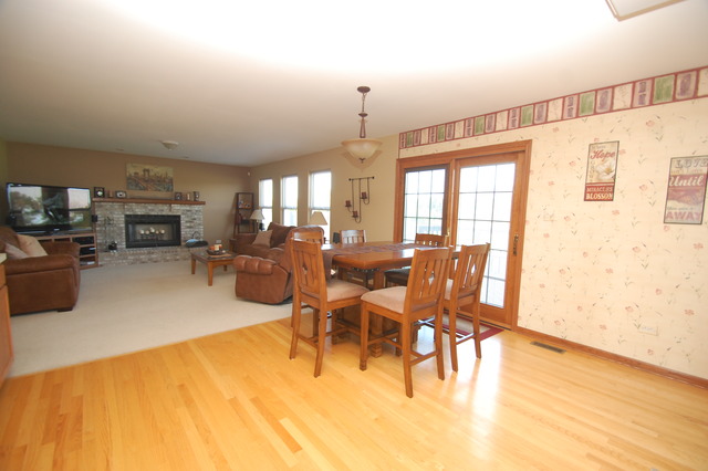 1708 Parkside Dr, Plainfield, IL 60586 photo 8