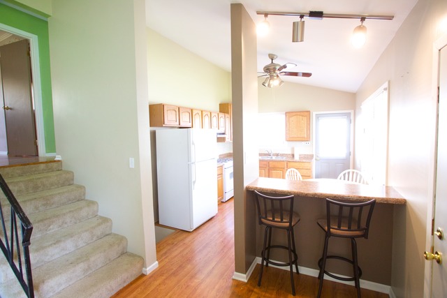 86 E Wrightwood Ave, Glendale Heights, IL 60139 photo 6