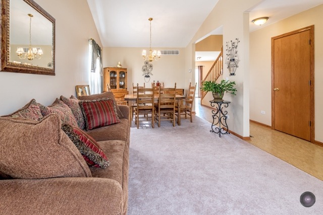 7510 Prairieside Dr, Plainfield, IL 60586 photo 3