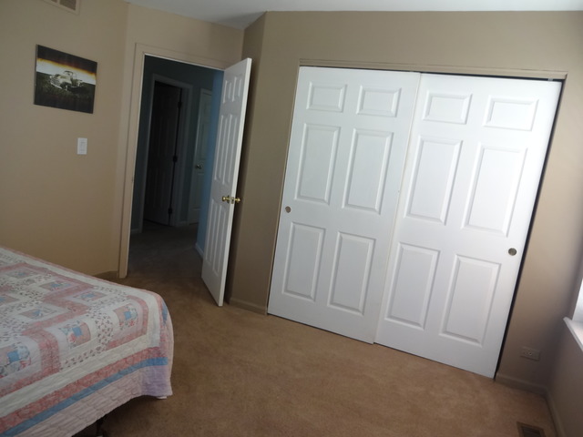 1356 Normandy Ln, Bartlett, IL 60103 photo 16