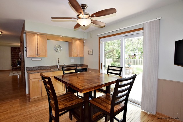 2177 S Bradford Rd, Wheaton, IL 60189 photo 11
