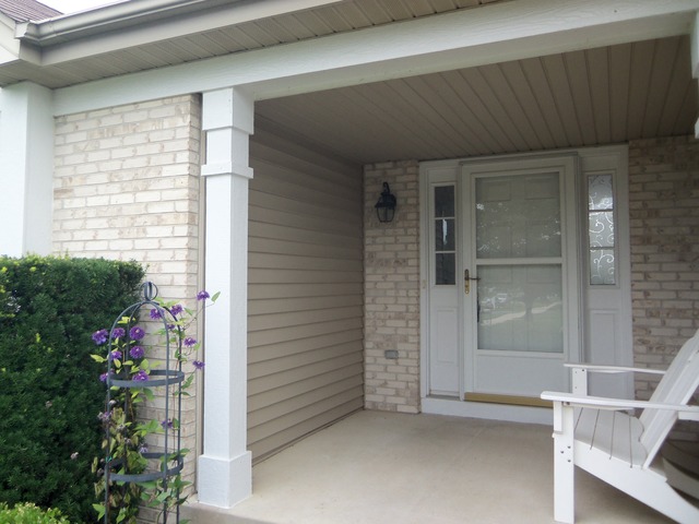 16451 Deer Ridge Dr, Plainfield, IL 60586 photo 2