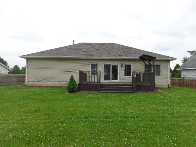 718 Cedar Ln, Genoa, IL 60135 photo 14
