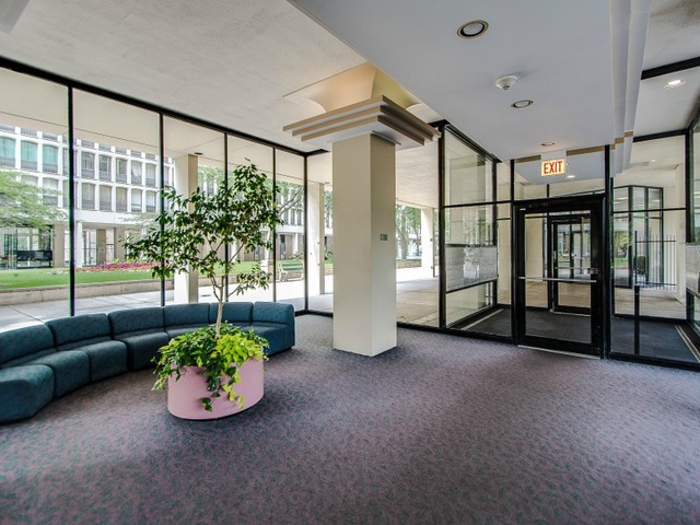 1451 E 55th St #526n, Chicago, IL 60615 photo 2