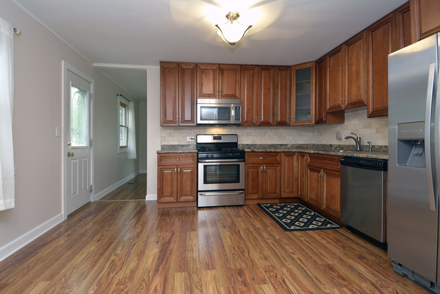2406 Bluebird Ln, Rolling Meadows, IL 60008 photo 5