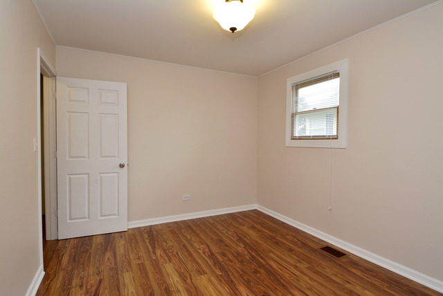 2406 Bluebird Ln, Rolling Meadows, IL 60008 photo 15