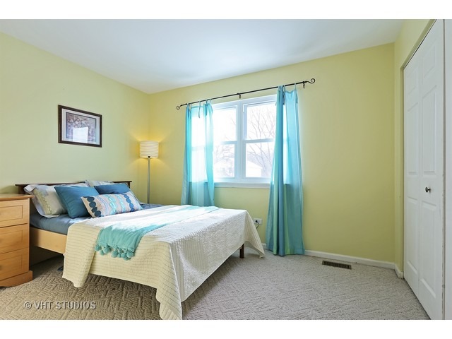 730 Hackberry Ln, Algonquin, IL 60102 photo 11