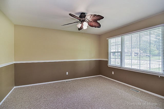 130 Circle Dr, Montgomery, IL 60538 photo 8