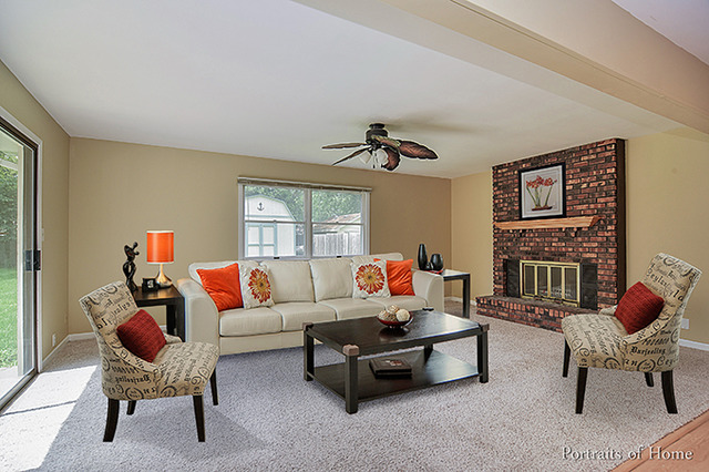 130 Circle Dr, Montgomery, IL 60538 photo 4