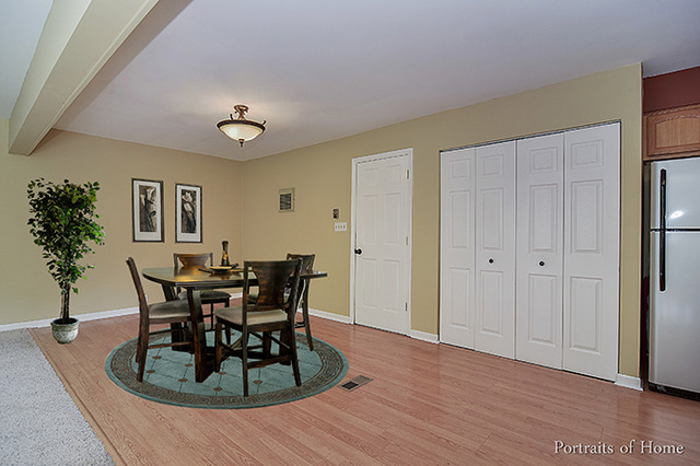 130 Circle Dr, Montgomery, IL 60538 photo 5
