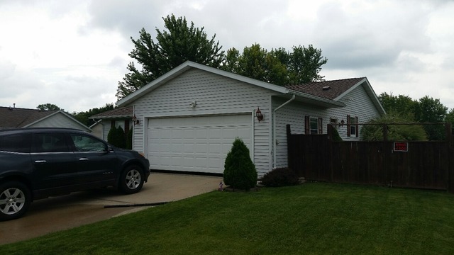 506 E 27th St, Sterling, IL 61081 photo 23