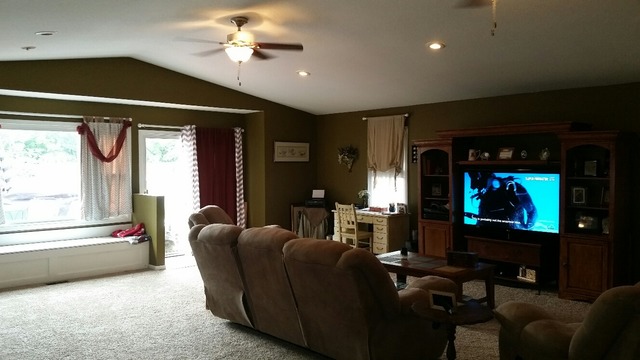 506 E 27th St, Sterling, IL 61081 photo 5