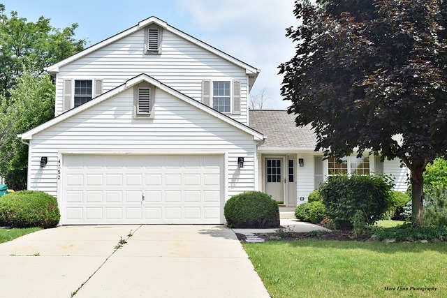 4752 Oregon Trl, Mchenry, IL 60050 photo 2