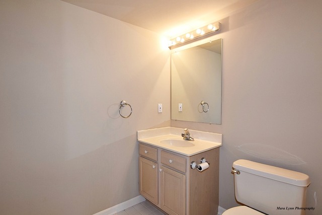 4752 Oregon Trl, Mchenry, IL 60050 photo 14