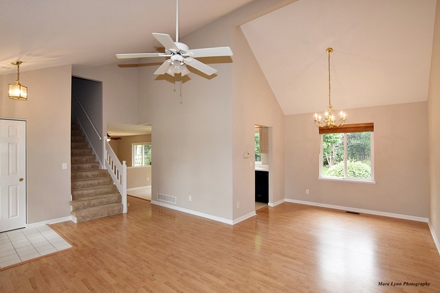 4752 Oregon Trl, Mchenry, IL 60050 photo 5