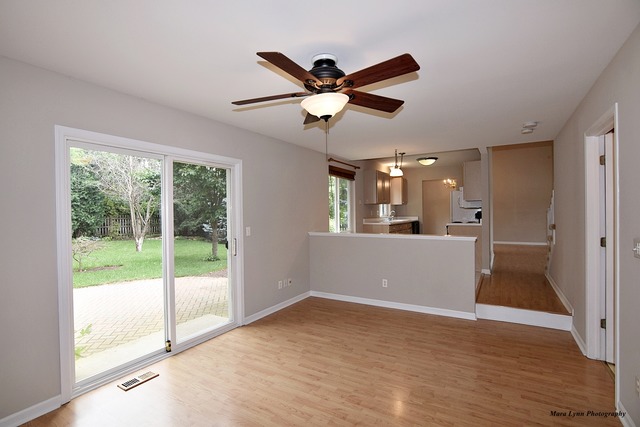 4752 Oregon Trl, Mchenry, IL 60050 photo 12
