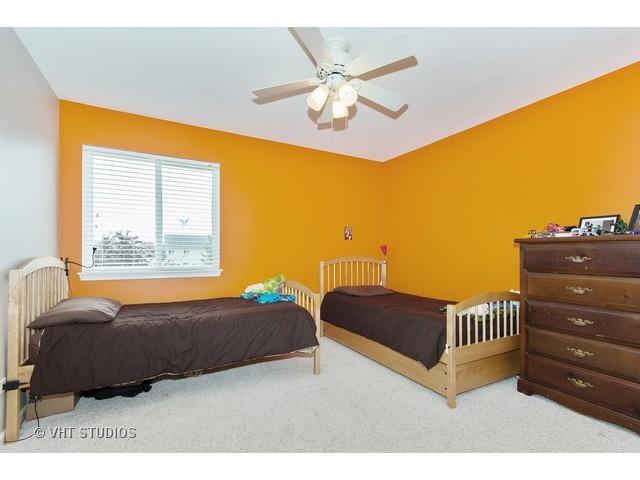 6303 Brunswick Dr, Plainfield, IL 60586 photo 9