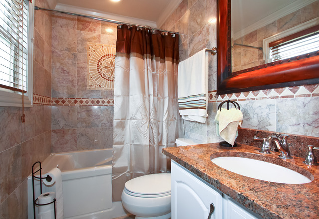 9403 Clancy Dr, Des Plaines, IL 60016 photo 9