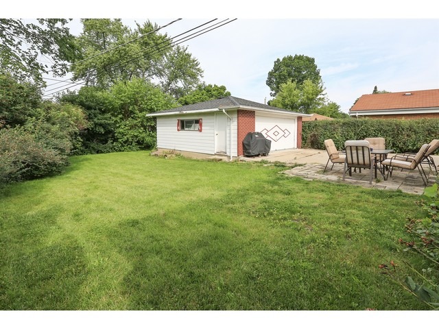34 S Meyer Ct, Des Plaines, IL 60016 photo 15